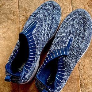 BRAND NEW Propet Slide On Sneakers